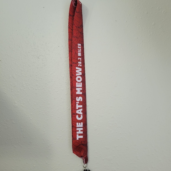 Yes.Fit - The Cat's Meow 28.2 Miles Fitness Medal - Add to Your Collection - Picture 3 of 4